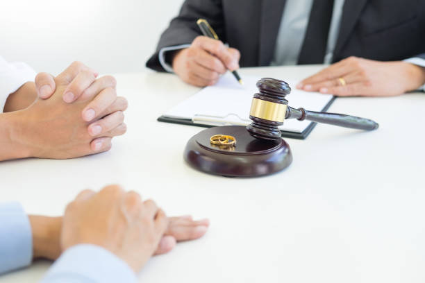 best divorce lawyer in vashi